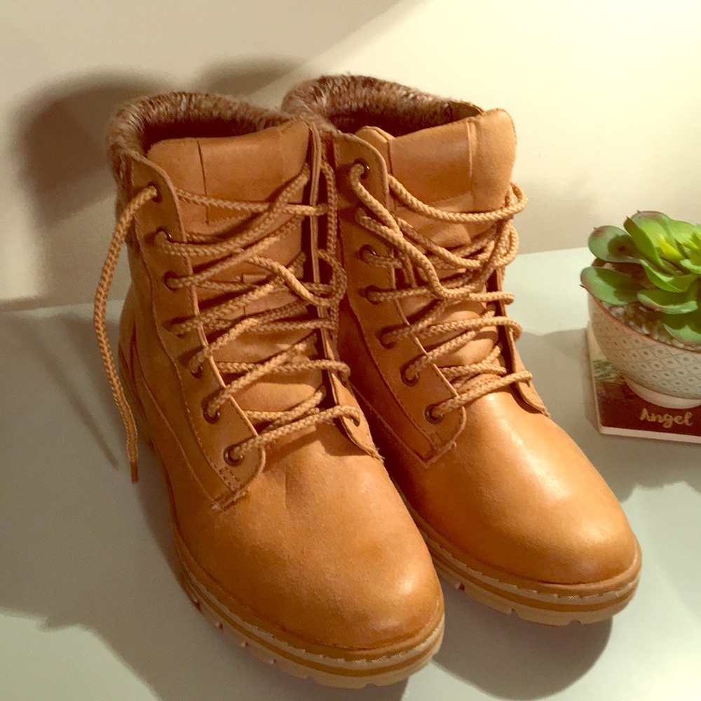 COPY - 🌲Cliffs by White Mountain🌲BNIB🎉